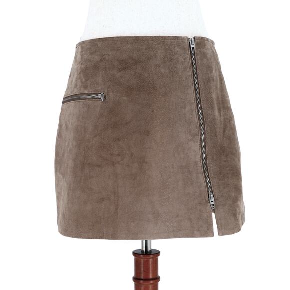 BLANK NYC Women Tan Suede Leather Asymmetric Front Zip Moto Mini Skirt Size 28 - Picture 1 of 5